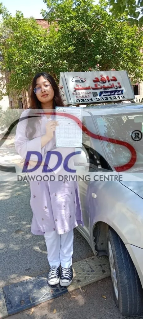 learn Driving in Iqbal Town Lahore dawood driving centre